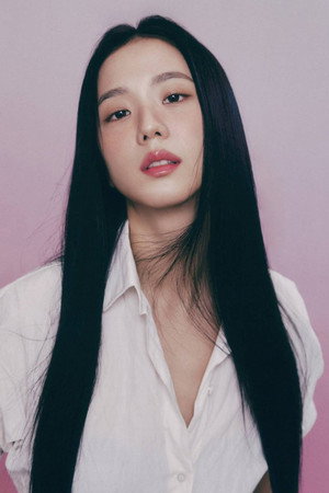 JISOO portrait