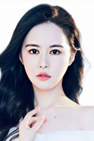 Yun Qianqian portrait