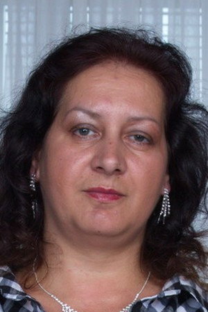 Elana portrait