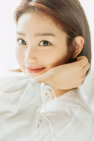 Jang He-ryung portrait
