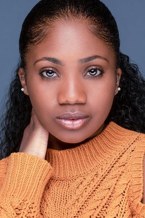 Demi Mills portrait