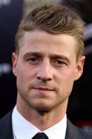 Ben McKenzie portrait