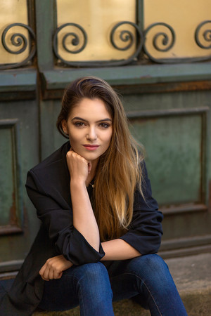 Radina Borshosh portrait