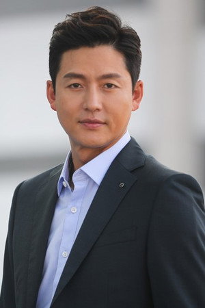 Lee Jung-jin portrait