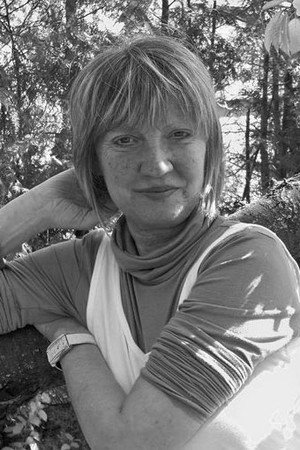 Mari Simon portrait