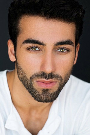 Thomas Darya portrait