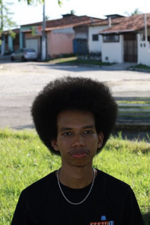 Andy Gomes portrait
