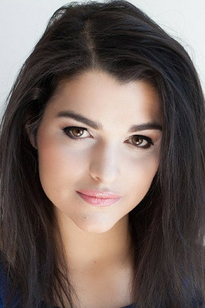 Eve Harlow portrait