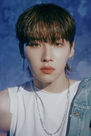 Jeon Woong portrait
