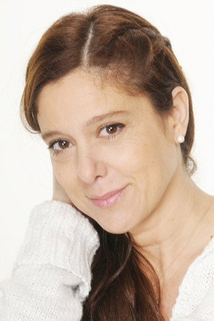 Paula Sharim portrait