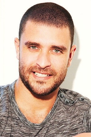 Diogo Nogueira portrait