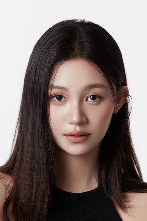 Chen Jieyi portrait