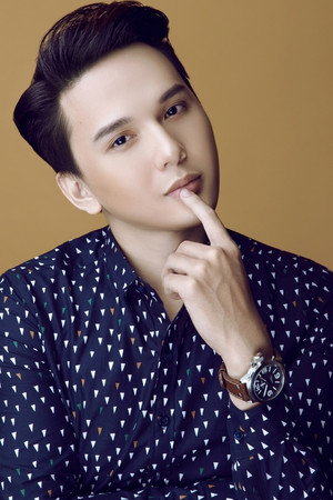 Khắc Minh portrait
