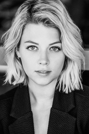 Catherine St-Laurent portrait
