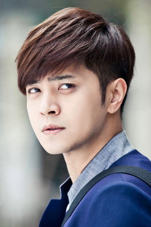 Show Lo portrait