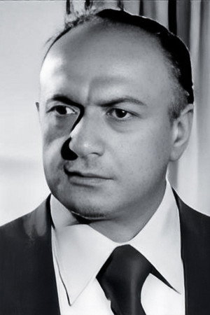 Hadi Hün portrait