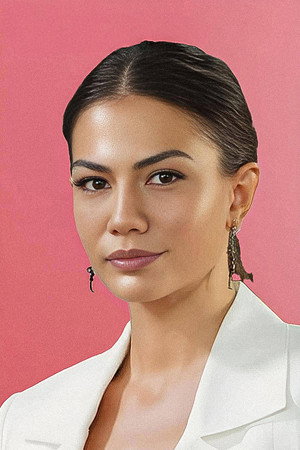 Demet Özdemir portrait