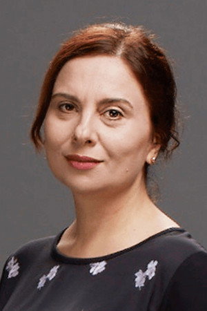 Goncagül Sunar portrait