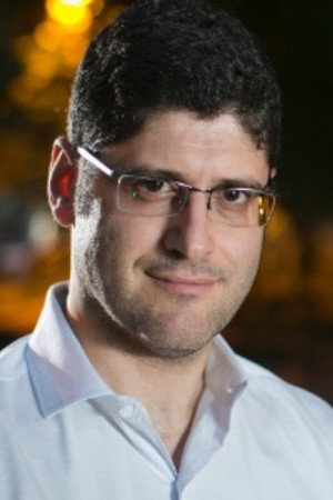 Rogério Chequer portrait