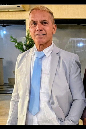 Flaviano Oliveira portrait