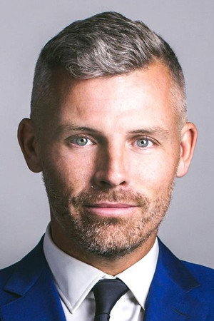 Des Bishop portrait