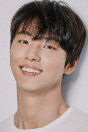 Yoon Shi-yoon portrait