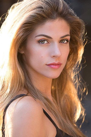 Stephanie Cayo portrait