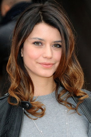 Beren Saat portrait