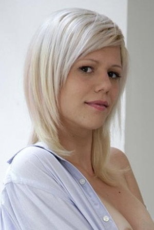 Denni portrait