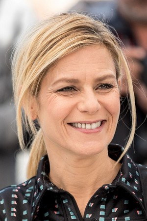 Marina Foïs portrait