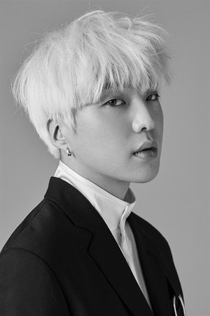 Kang Seung-yoon portrait