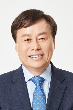 Do Jong-hwan portrait