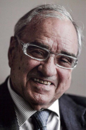 Rodolfo Martín Villa portrait