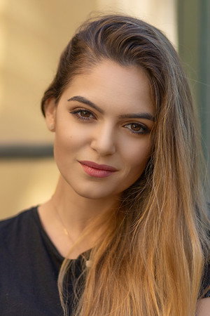 Radina Borshosh portrait