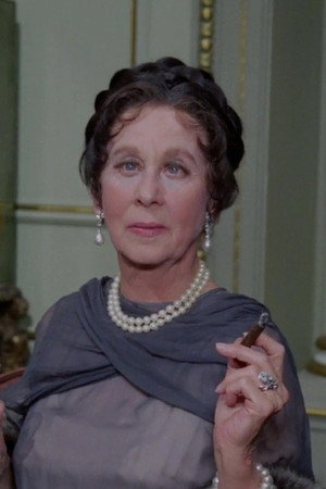 Gwen Ffrangcon Davies portrait