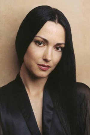 Julie Dreyfus portrait