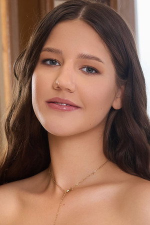 Margo Von Teese portrait