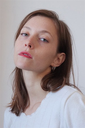 Margot Ladroue portrait