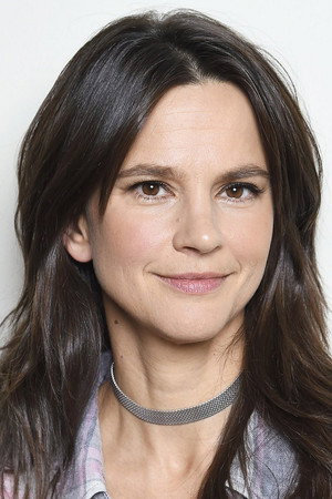 Melinda Kinnaman portrait