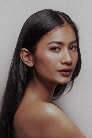 Putri Intan Kasela portrait