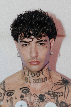 Tony Effe portrait