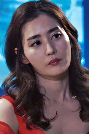 Sung Yeon portrait