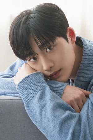 Lee Jong-hyuk portrait