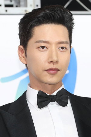 Park Hae-jin portrait