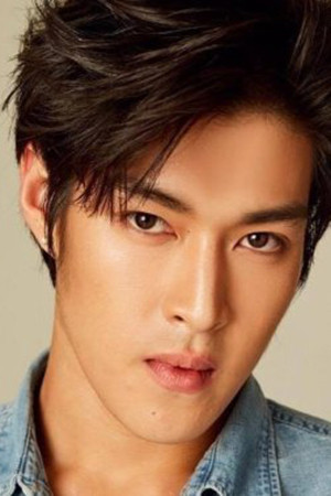 Khunnarong Pratesrat portrait