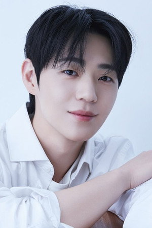 Shin Jae-ha portrait
