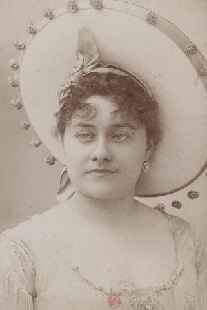 Marie Montbazon portrait