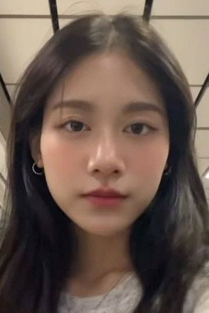 Paramee Luengnaruemitchai portrait