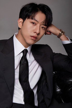Lee Jung-shin portrait
