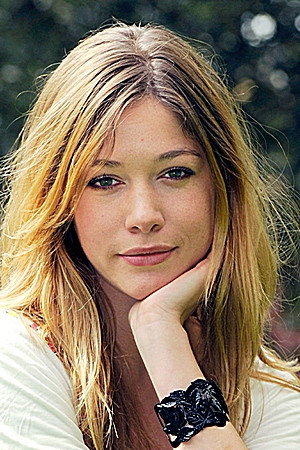 Sarah Felberbaum portrait
